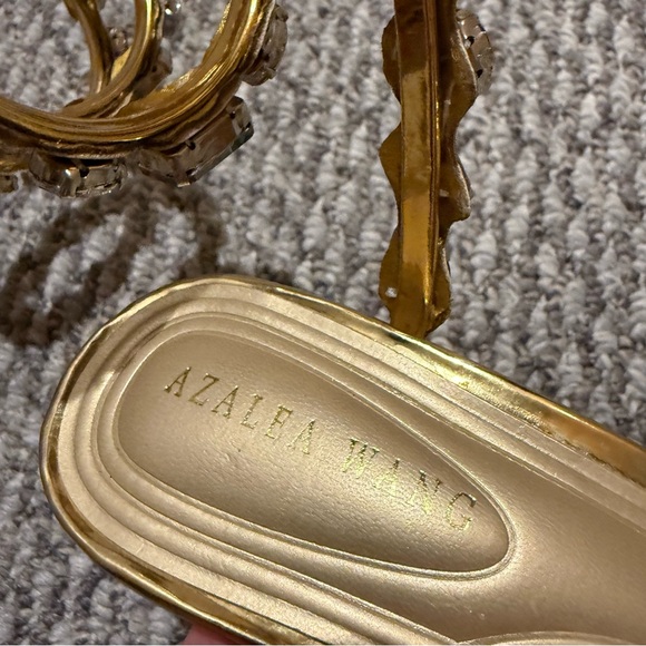 AZALEA WANG LOURDES GOLD EMBELLISHED RHINESTONE COIL heals - Picture 3 of 7